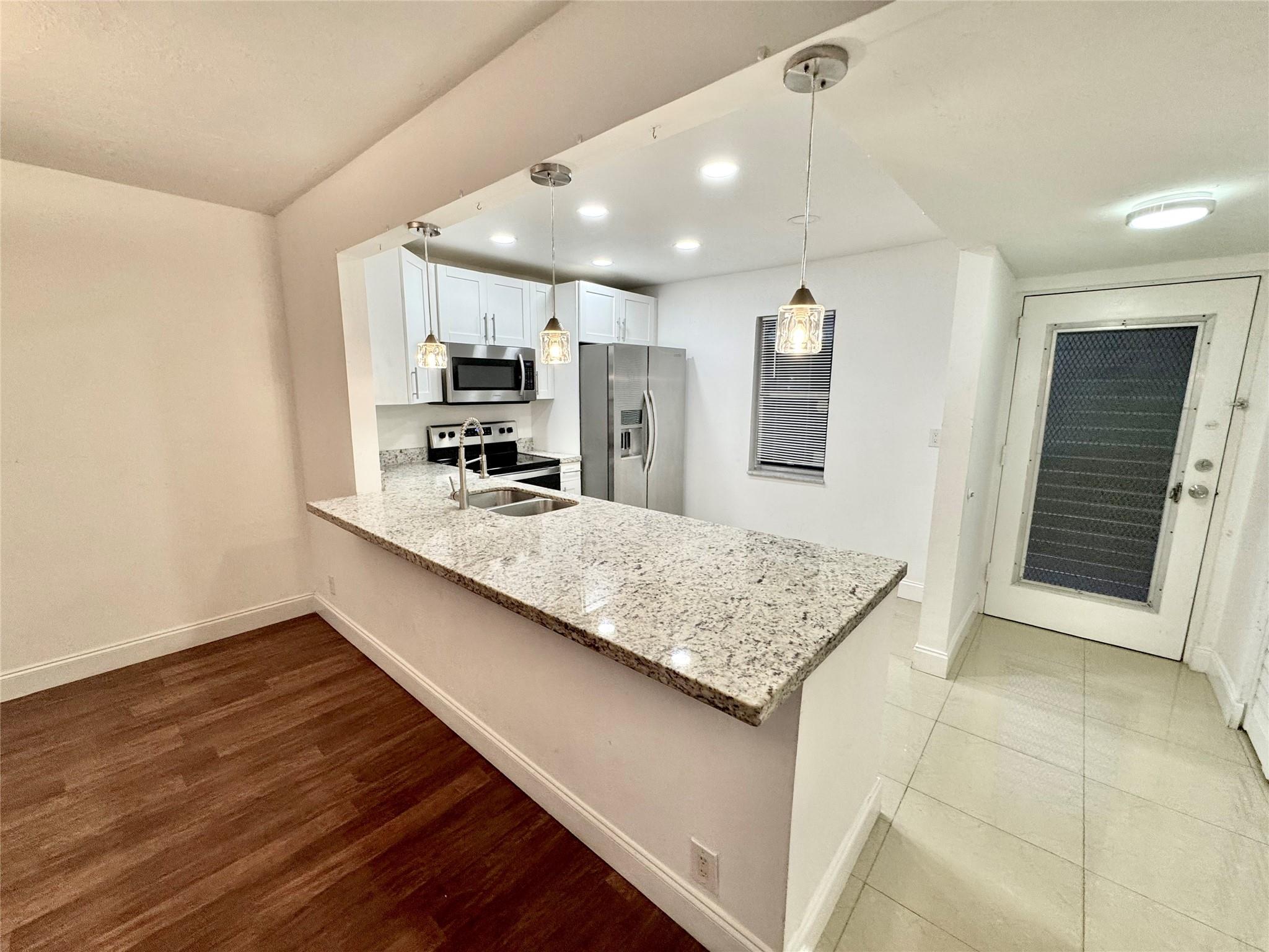 SOMERSET CONDO - Residential Lease