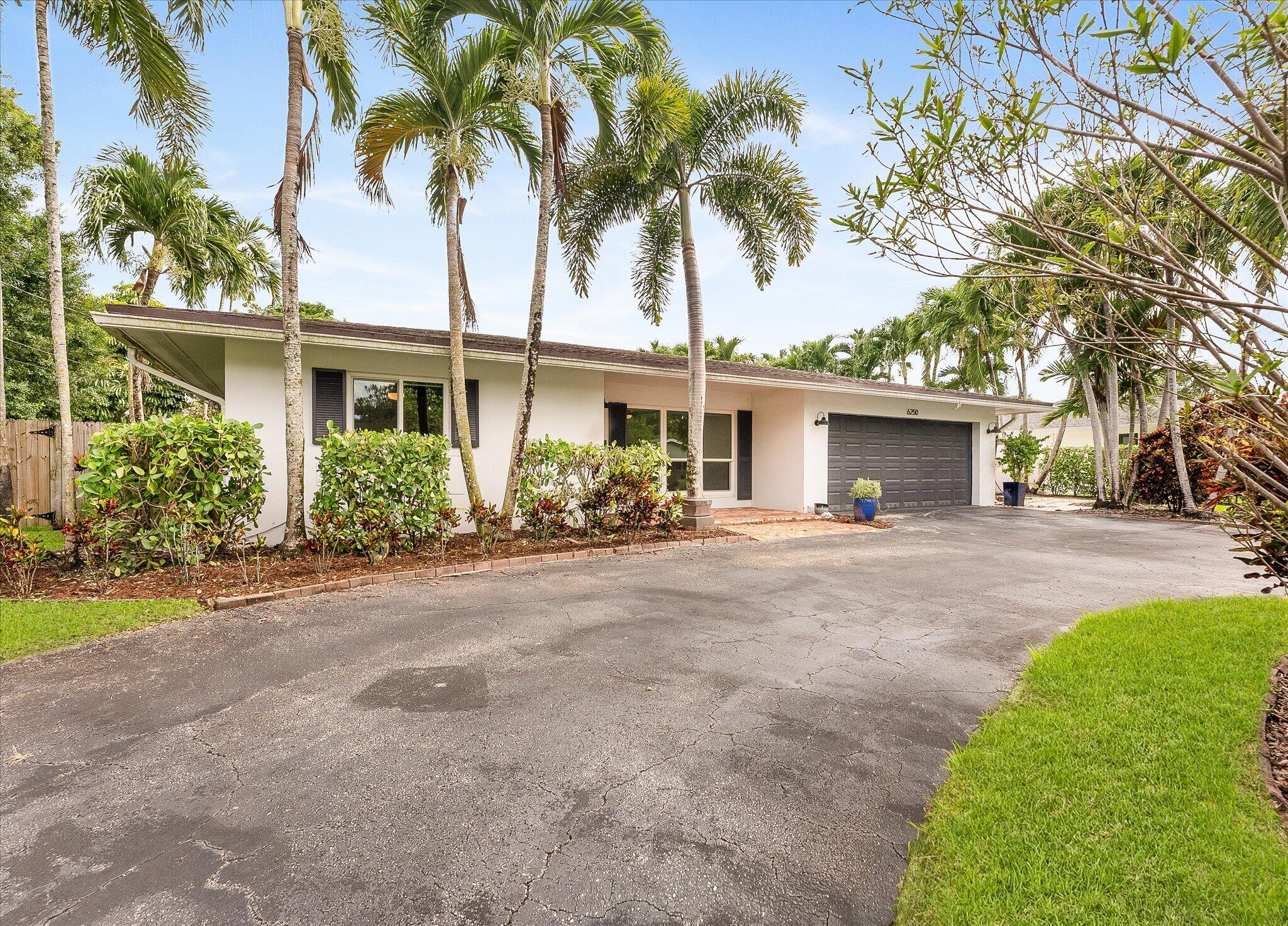 6250 SW 6th Street