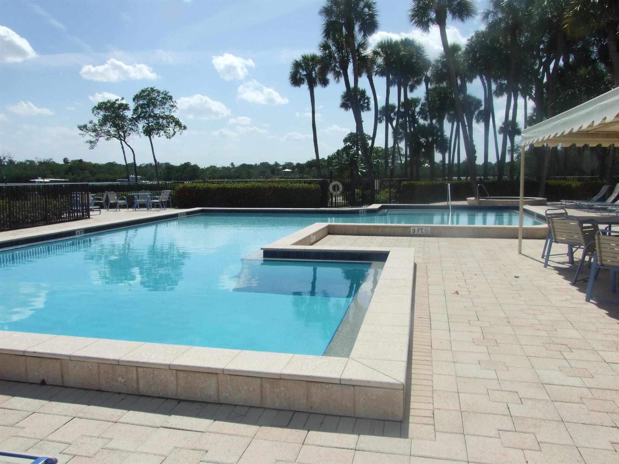 DOCKSIDE AT JUPITER HARBO - Residential Lease