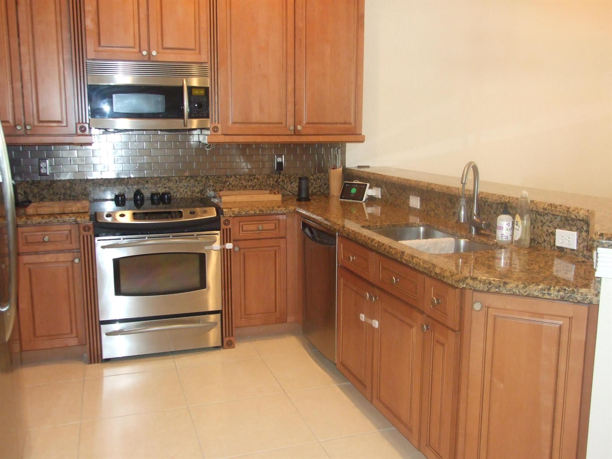 DOCKSIDE AT JUPITER HARBO - Residential Lease