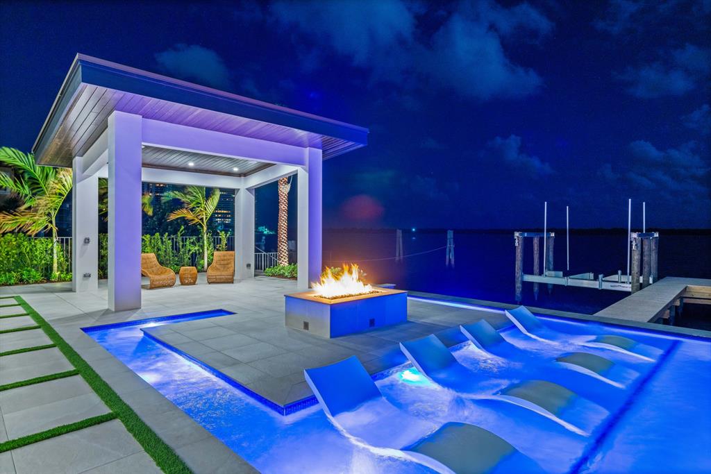 YACHT CLUB - Residential