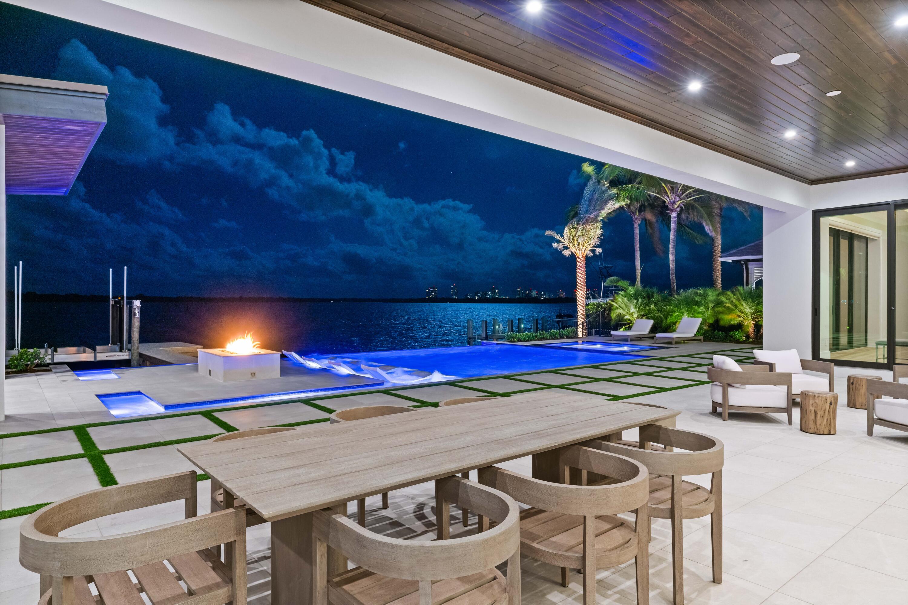 YACHT CLUB - Residential