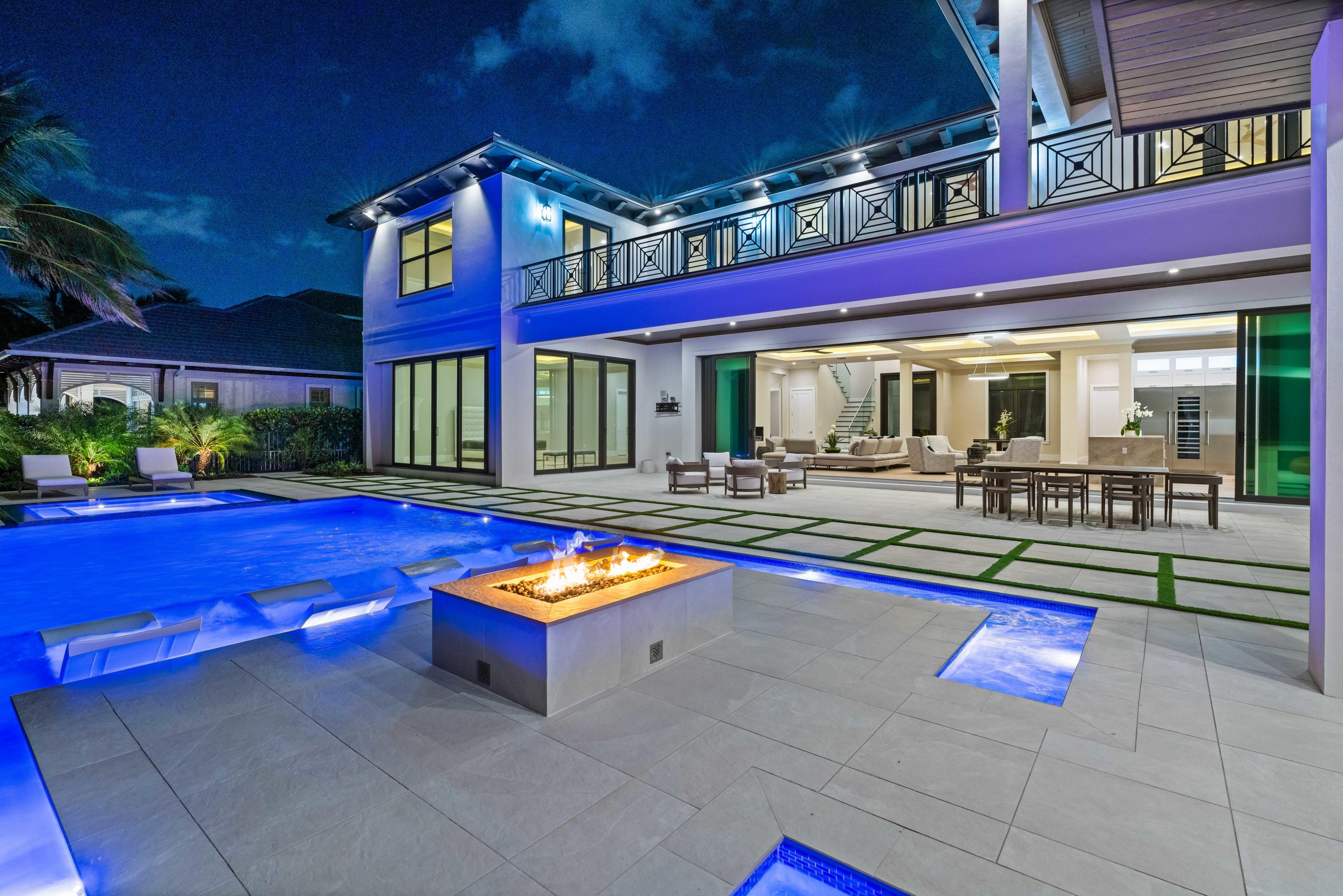 YACHT CLUB - Residential