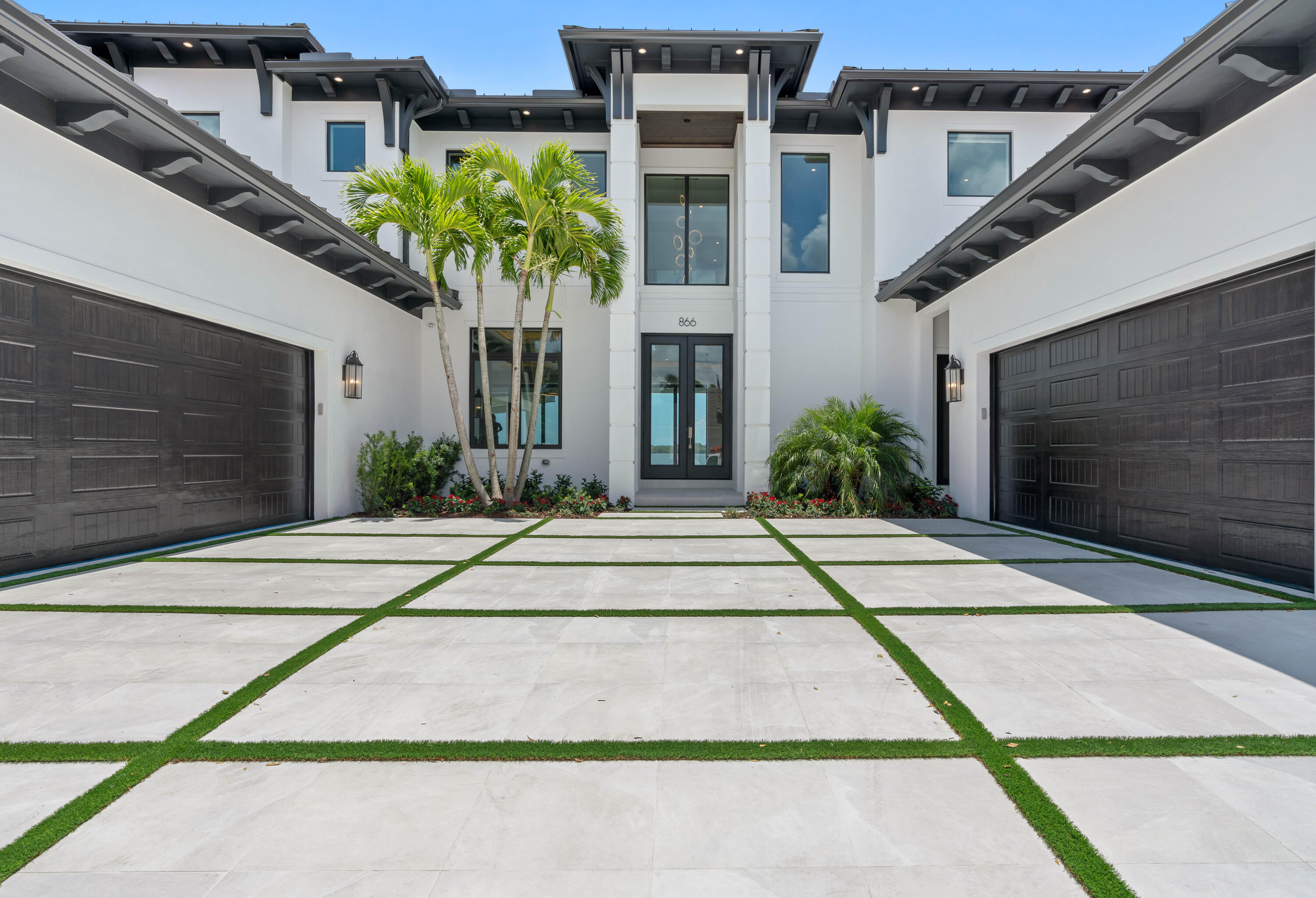 YACHT CLUB - Residential