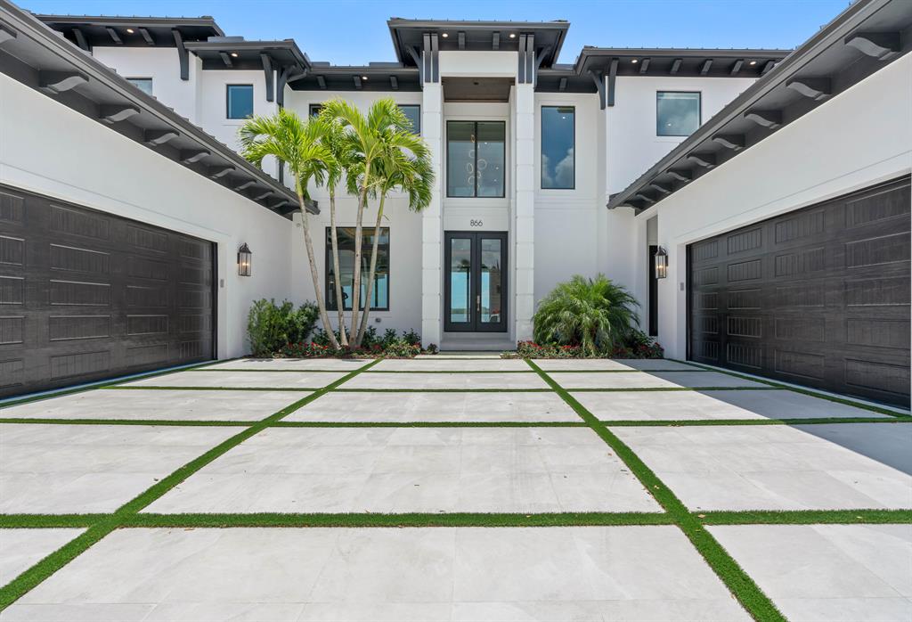 YACHT CLUB - Residential