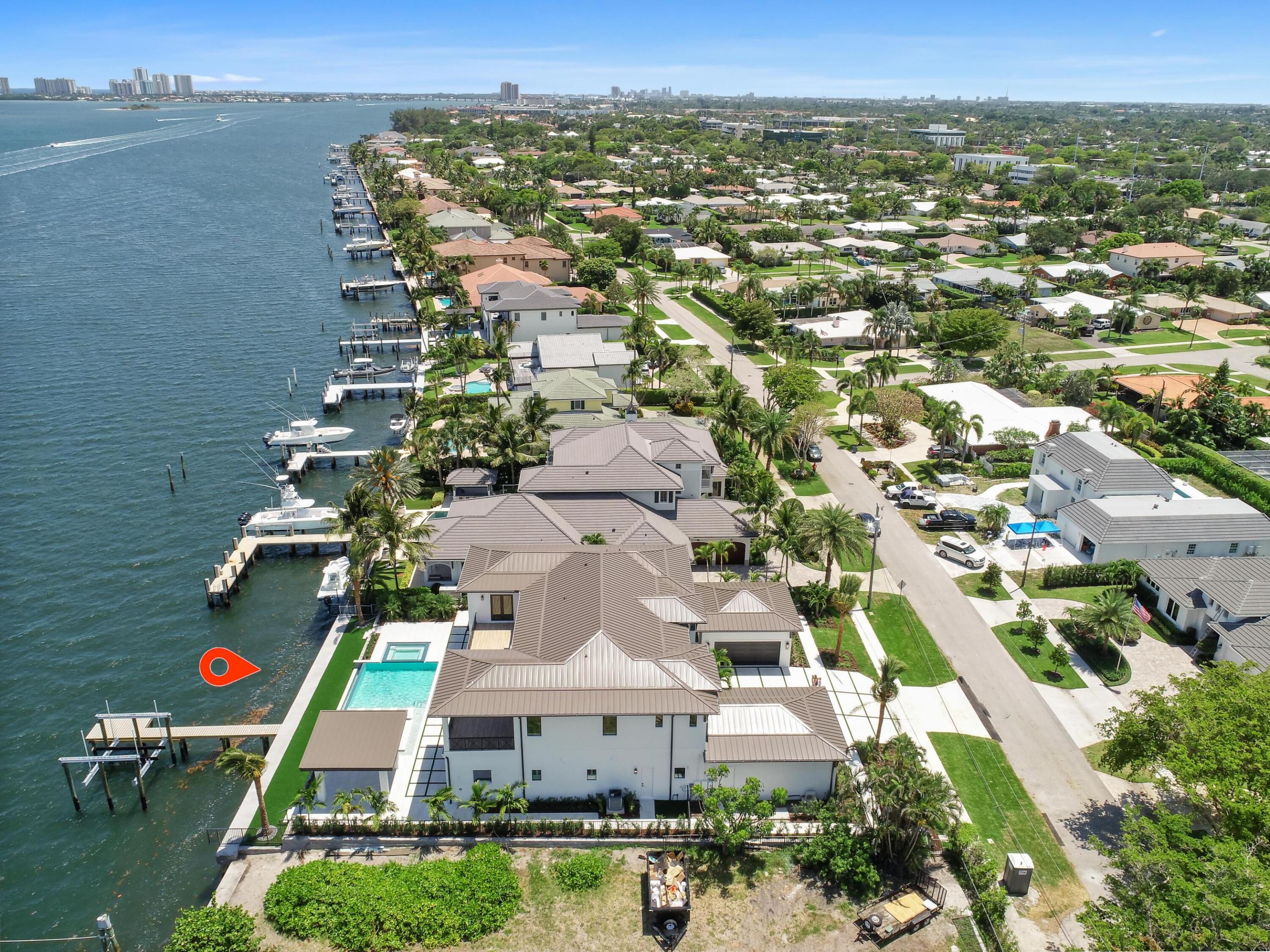 YACHT CLUB - Residential