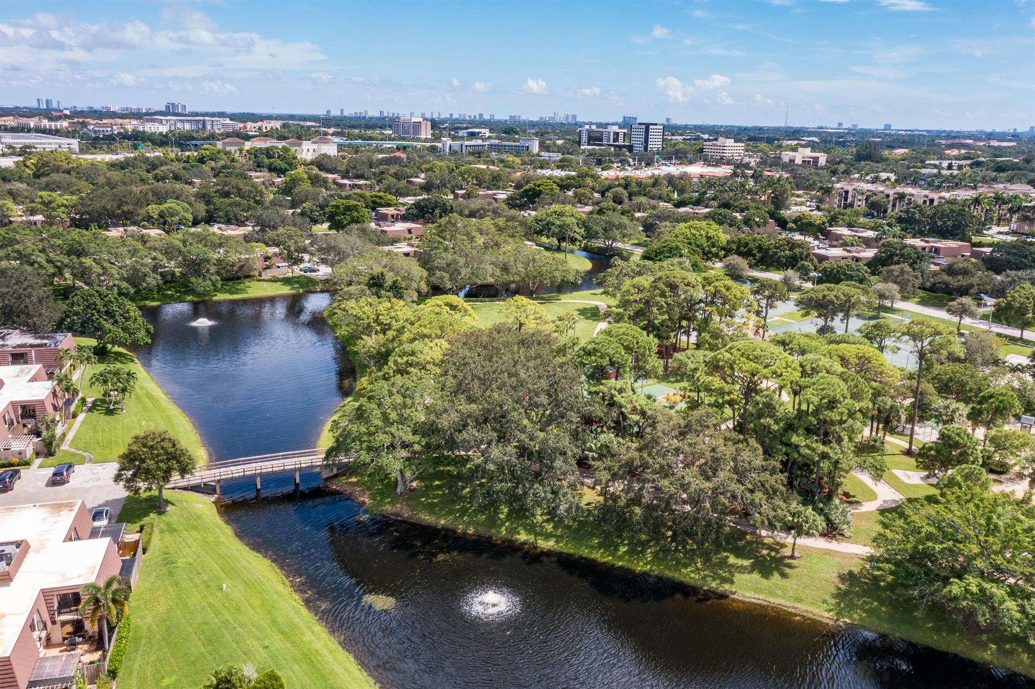 GARDEN LAKES AND GARDEN S - Residential Lease