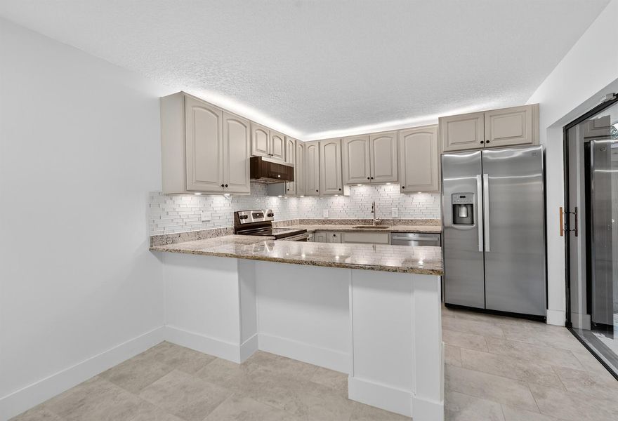 Newly renovated 3 Bedroom 2 1/2 Bath townhome located in the heart of Palm Beach Gardens.  Private views from all the windows throughout the unit.  Quiet and serene location in the neighborhood.   Unit has an oversized patio with sliding glass doors outside with a private patio.  Great location close to shopping and restaurants.