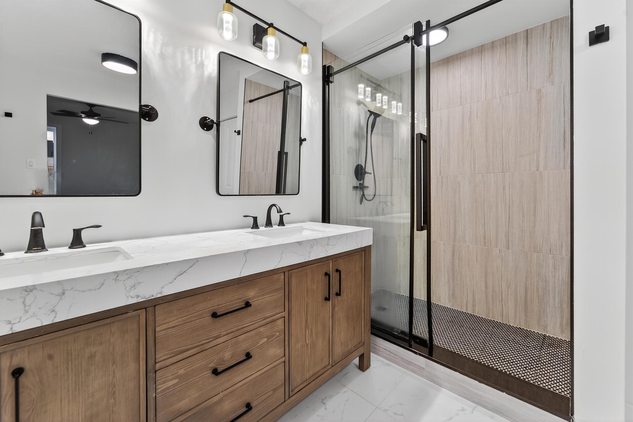 GARDEN LAKES AND GARDEN S - Residential Lease