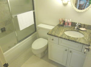 Ambassadors V North Cond - Residential