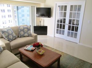 Ambassadors V North Cond - Residential