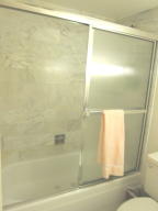 Ambassadors V North Cond - Residential