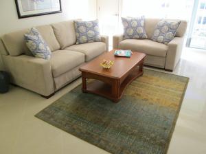 Ambassadors V North Cond - Residential