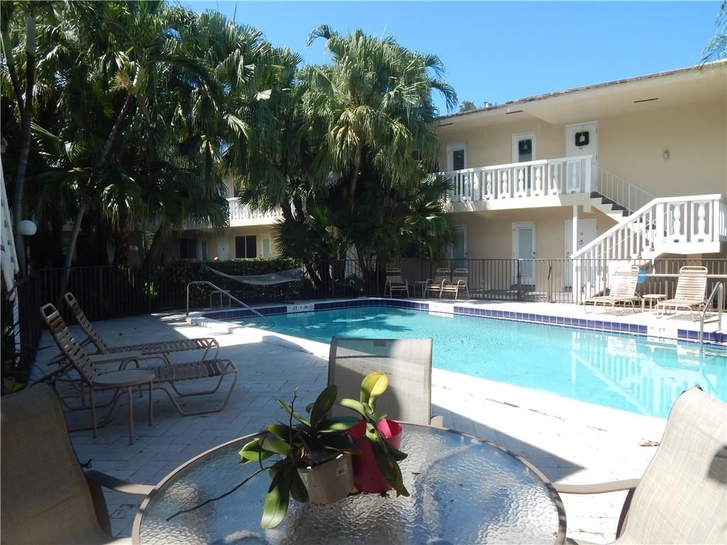 Photo of 2110 NE 39 Street #4, Fort Lauderdale, FL 33308 (MLS # F10518159)