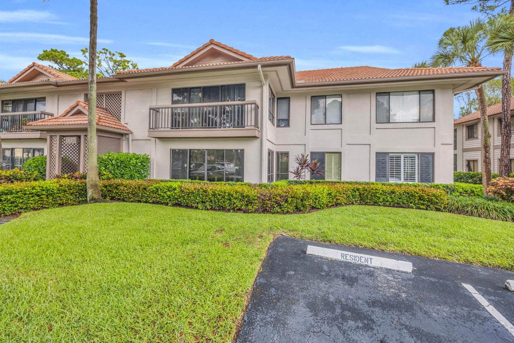 Photo of 1105 Duncan Circle #104, Palm Beach Gardens, FL 33418 (MLS # B26037670)