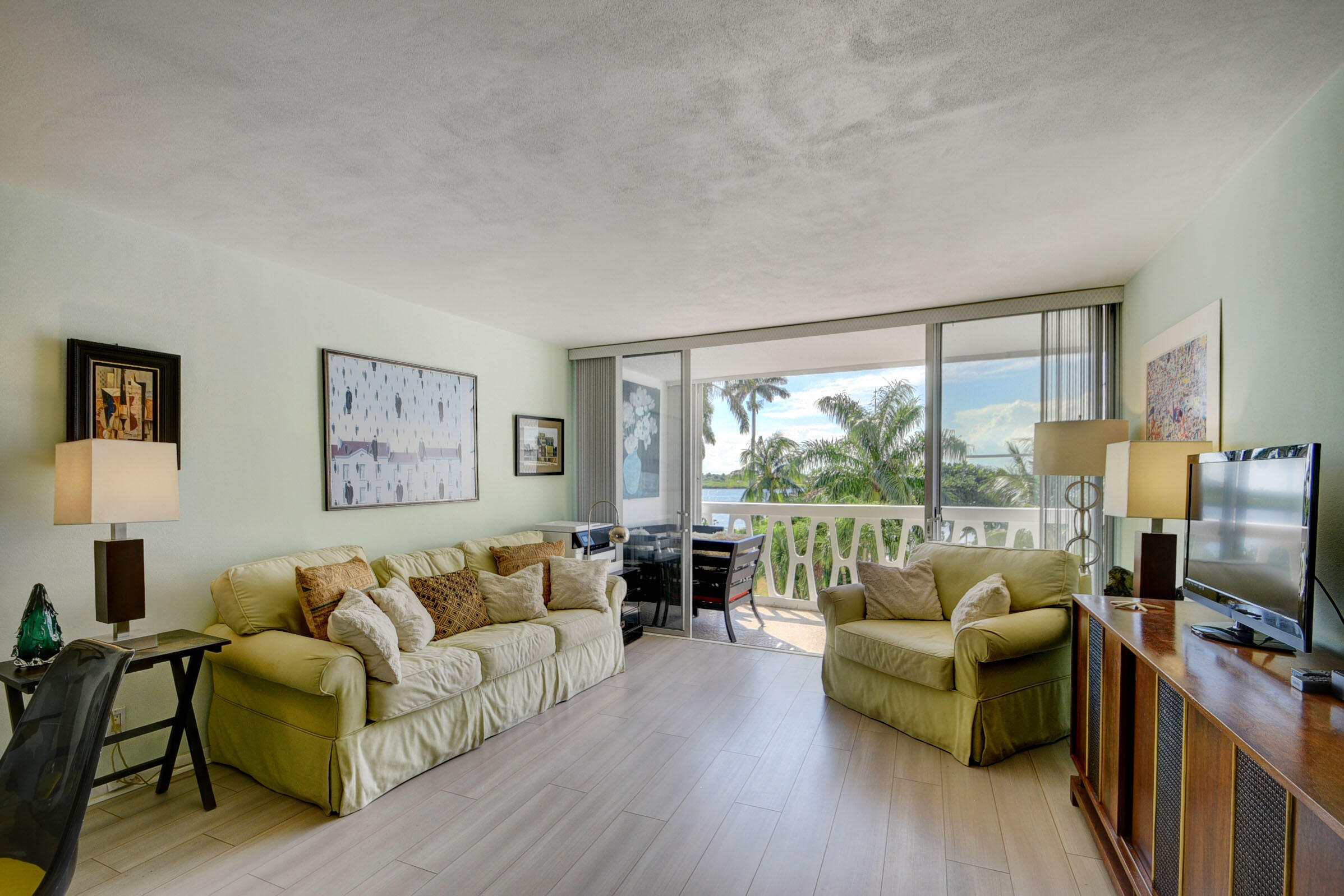 2505 S Ocean Boulevard 403