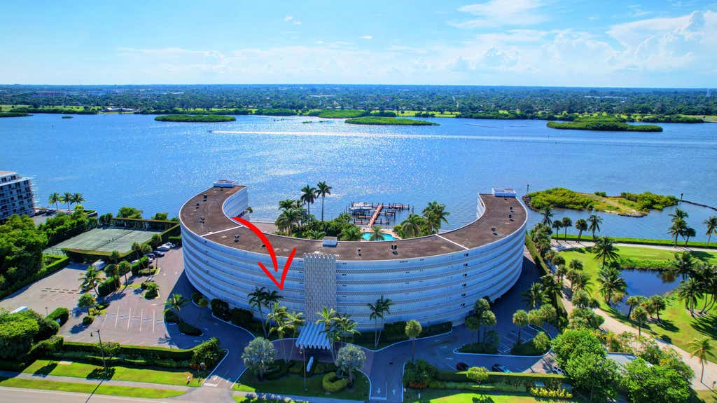 Photo of 2505 S Ocean Boulevard #403, Palm Beach, FL 33480 (MLS # B26055494)