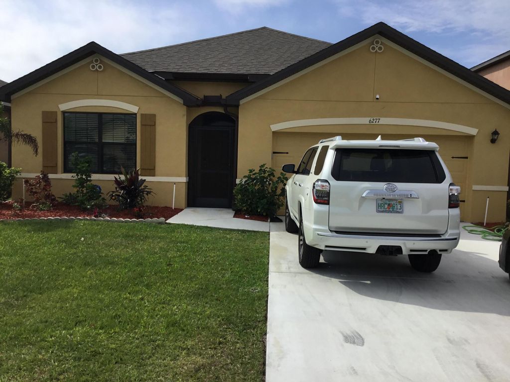 Photo of 6277 NW Regent Street, Port Saint Lucie, FL 34983 (MLS # R11168687)