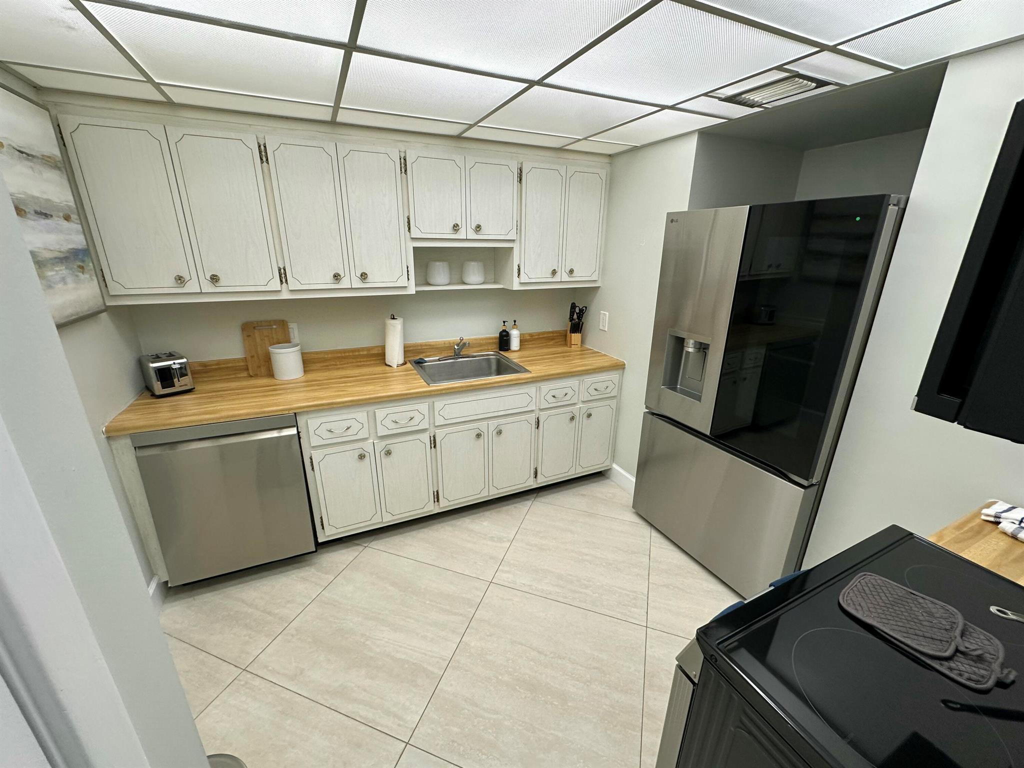 OCEAN TOWERS NORTH CONDO - Residential Lease