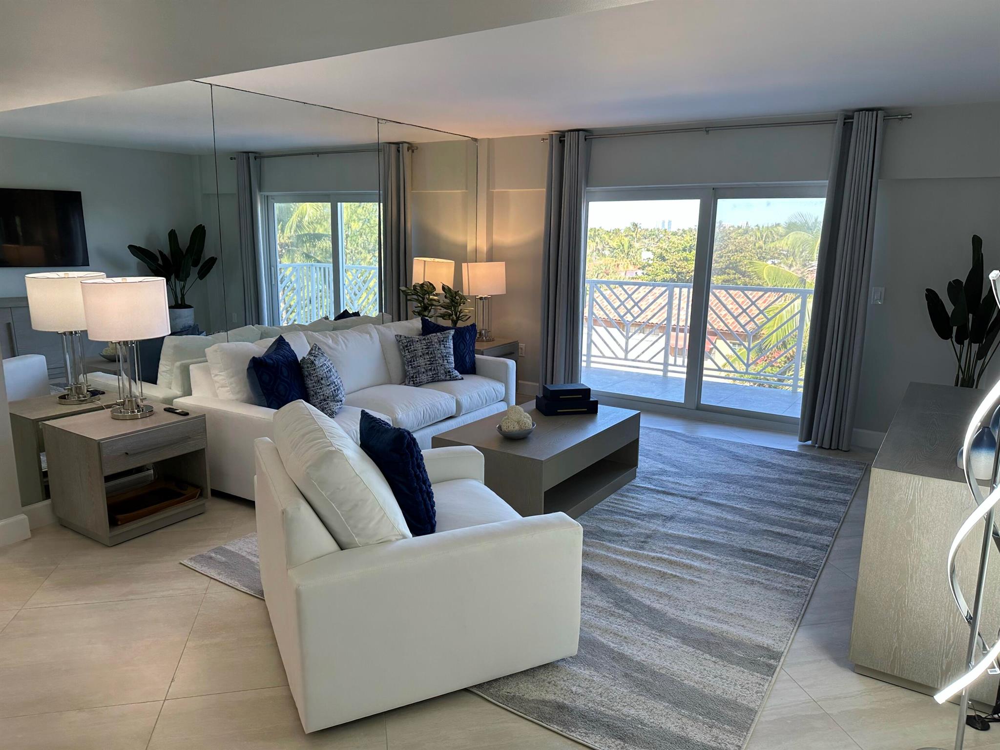 Annual Rental or Seasonal Rental!(PRICE ADVERTISED IS FOR Annual lease) Beautiful 2 bed/ 2 bath newly furnished condo on prestigious Palm Beach. Watch the waves crash off of your balcony, walk across the street to the private beach.. Spend the year(s) or spend the winter in Paradise this season. Available for 3, 4, 5 or 6 most & 1 day. (OCEAN TOWERS ONLY PERMITS 1 LEASE PER CALENDAR YEAR) 3 Mo $20,000 per mo. 4 mo $18,000 per mo. 5 mo $16.000 per mo. & 6 mo $15,000 per mo.