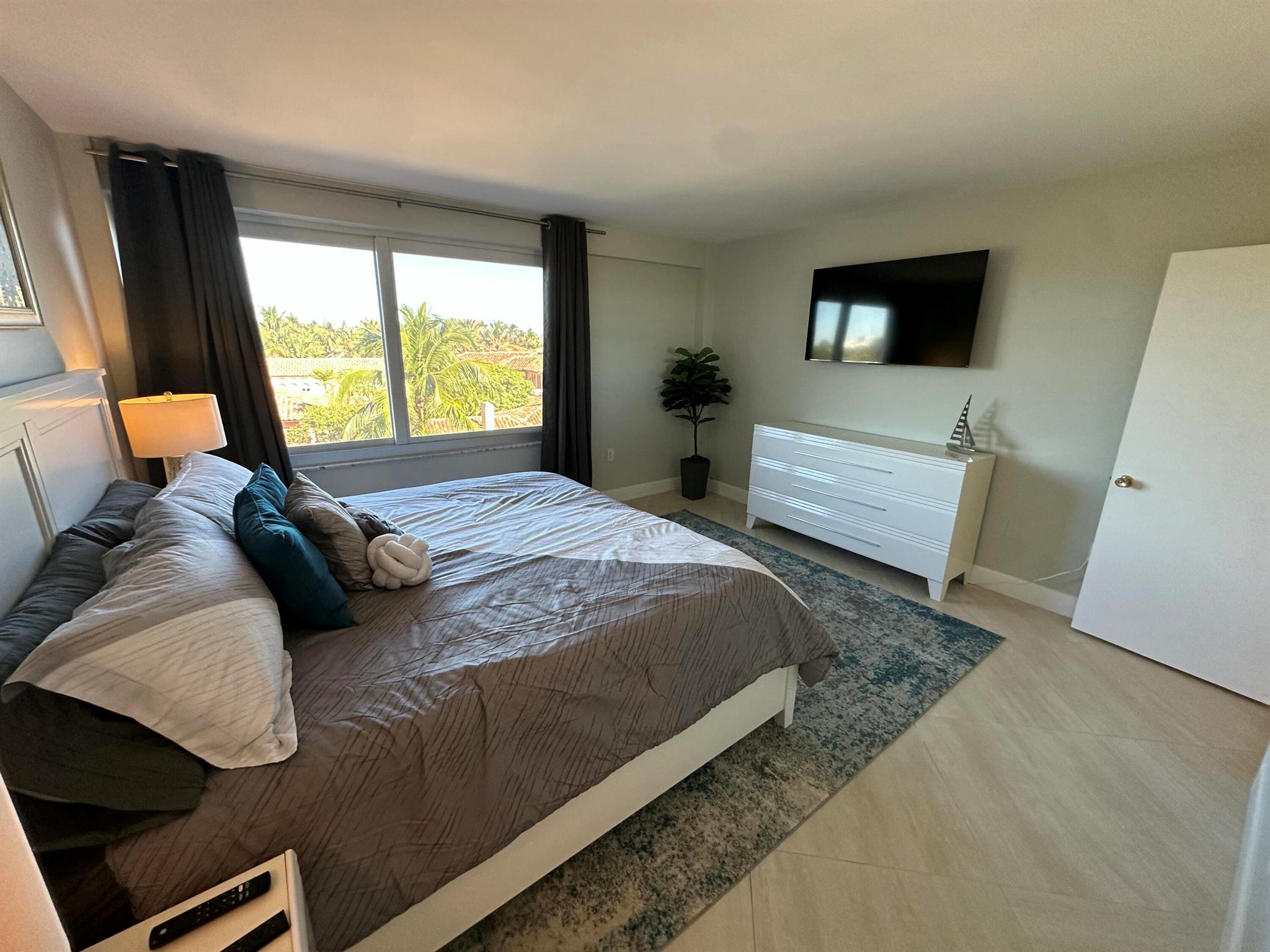 OCEAN TOWERS NORTH CONDO - Residential Lease