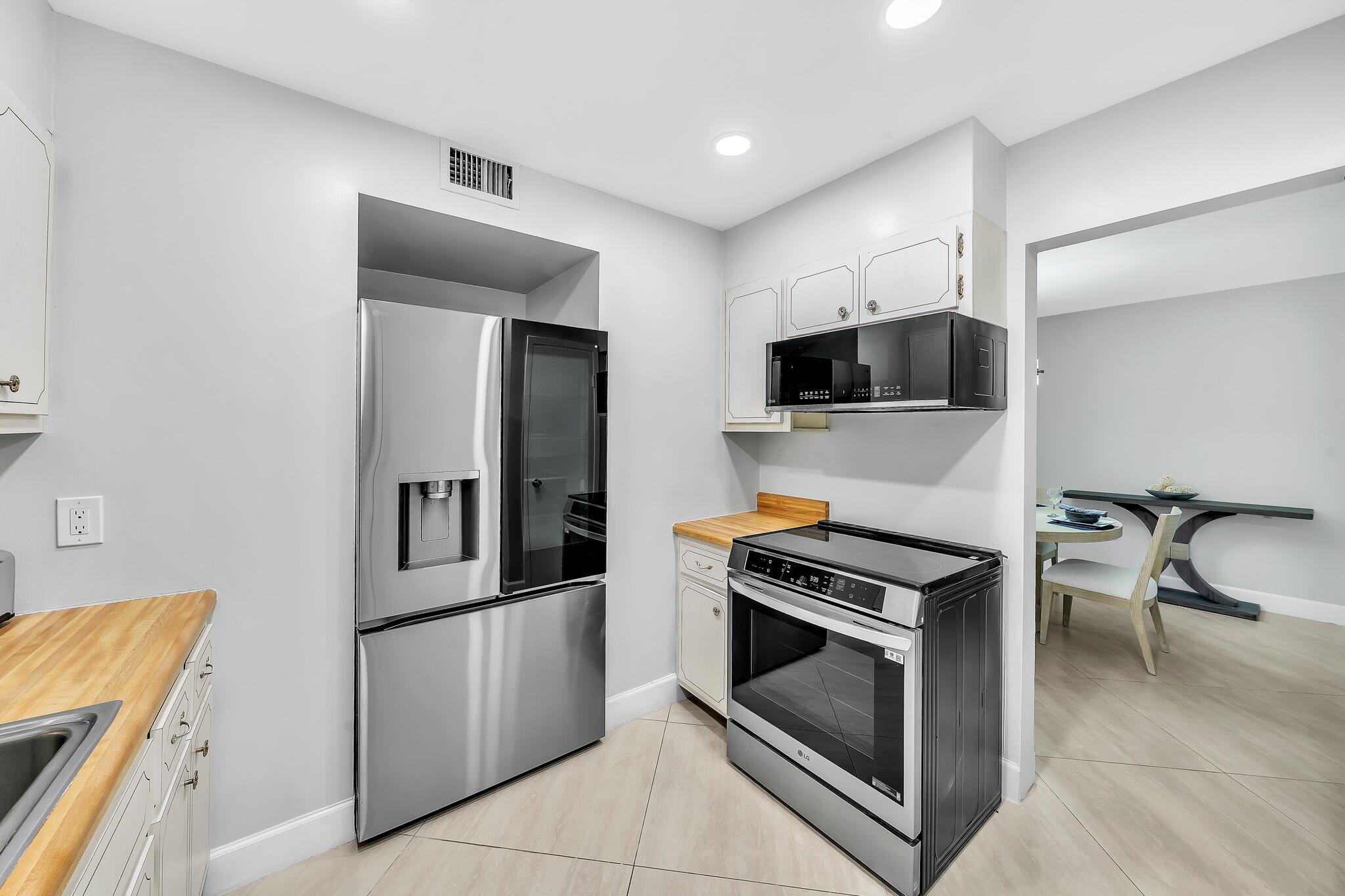 OCEAN TOWERS NORTH CONDO - Residential Lease