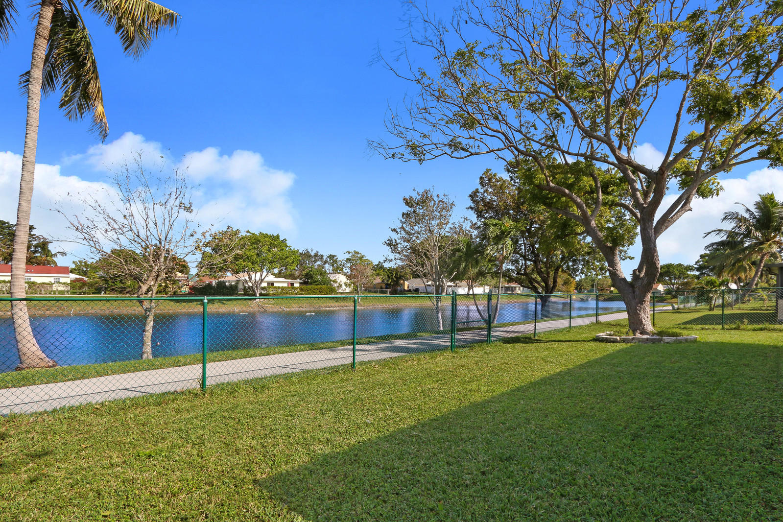 COUNTRY PARK AT BOCA RATON I - Residential