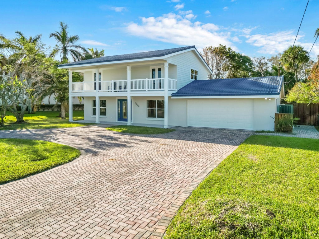 Photo of 1626 Thumb Point Drive, Fort Pierce, FL 34949 (MLS # R11057690)