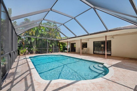 Tiny photo for 10884 NW 17TH Manor, Coral Springs, FL 33071 (MLS # B26052587)