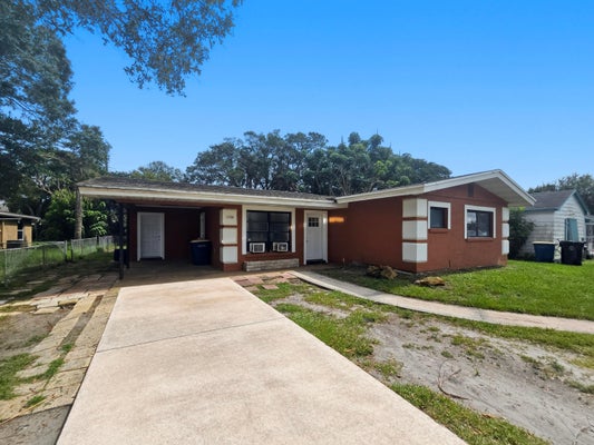 1106 S 7TH ST, FORT PIERCE, FL 34950 - Image a1b5d8cb1b2021d1eca8172e45342fbc/164856274