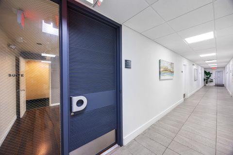 150 NW 70 Avenue 04 Plantation FL 33317