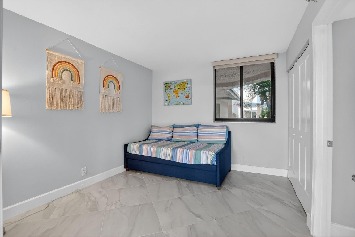 Townhomes of Highland Bea - Residential