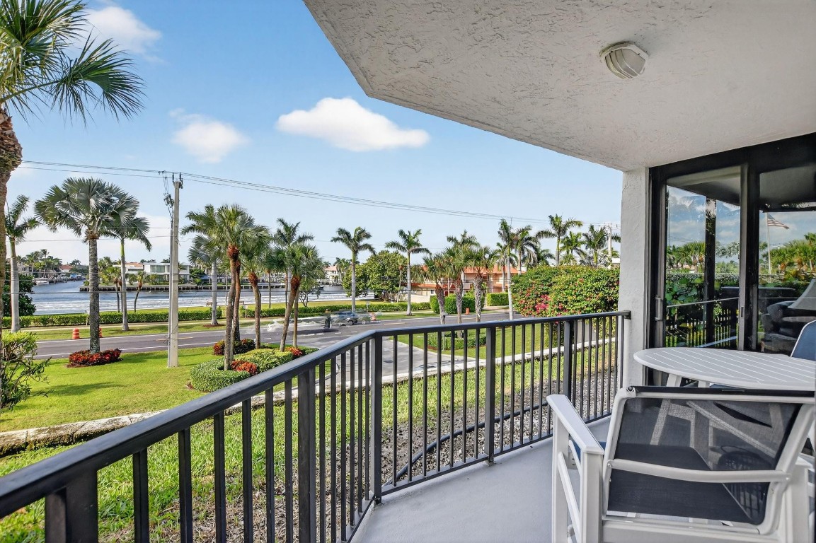 Townhomes of Highland Bea - Residential