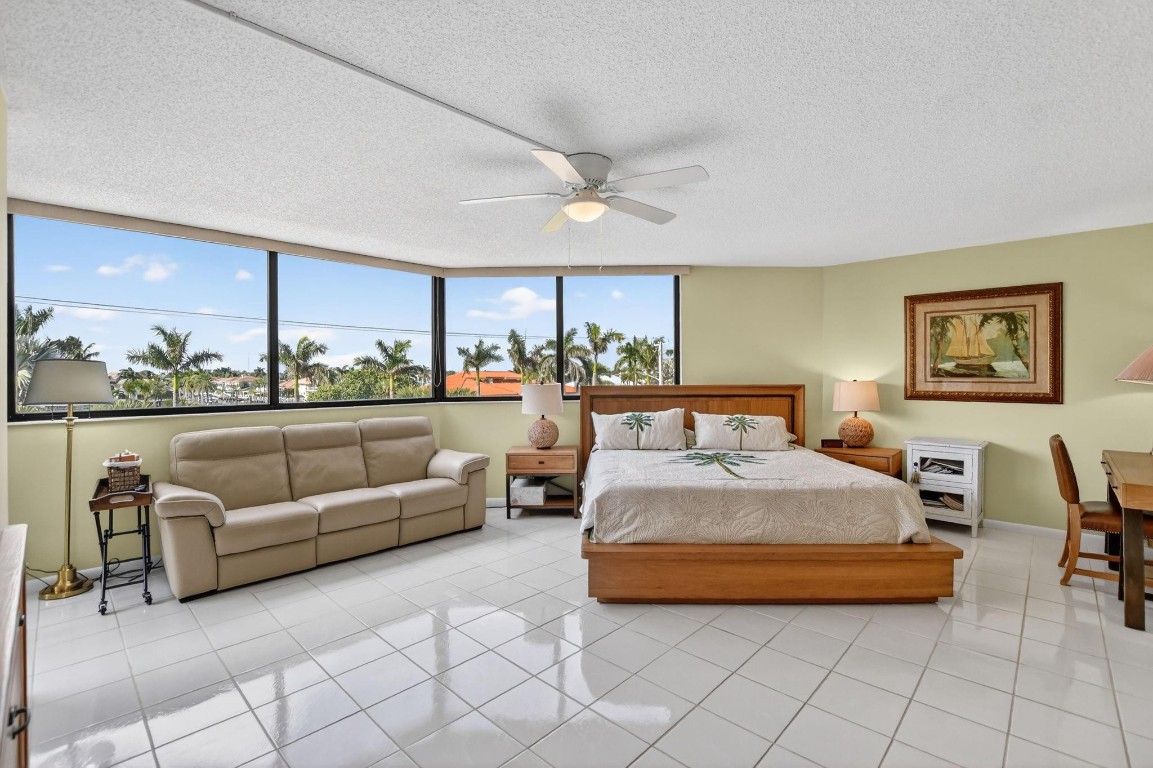 Townhomes of Highland Bea - Residential