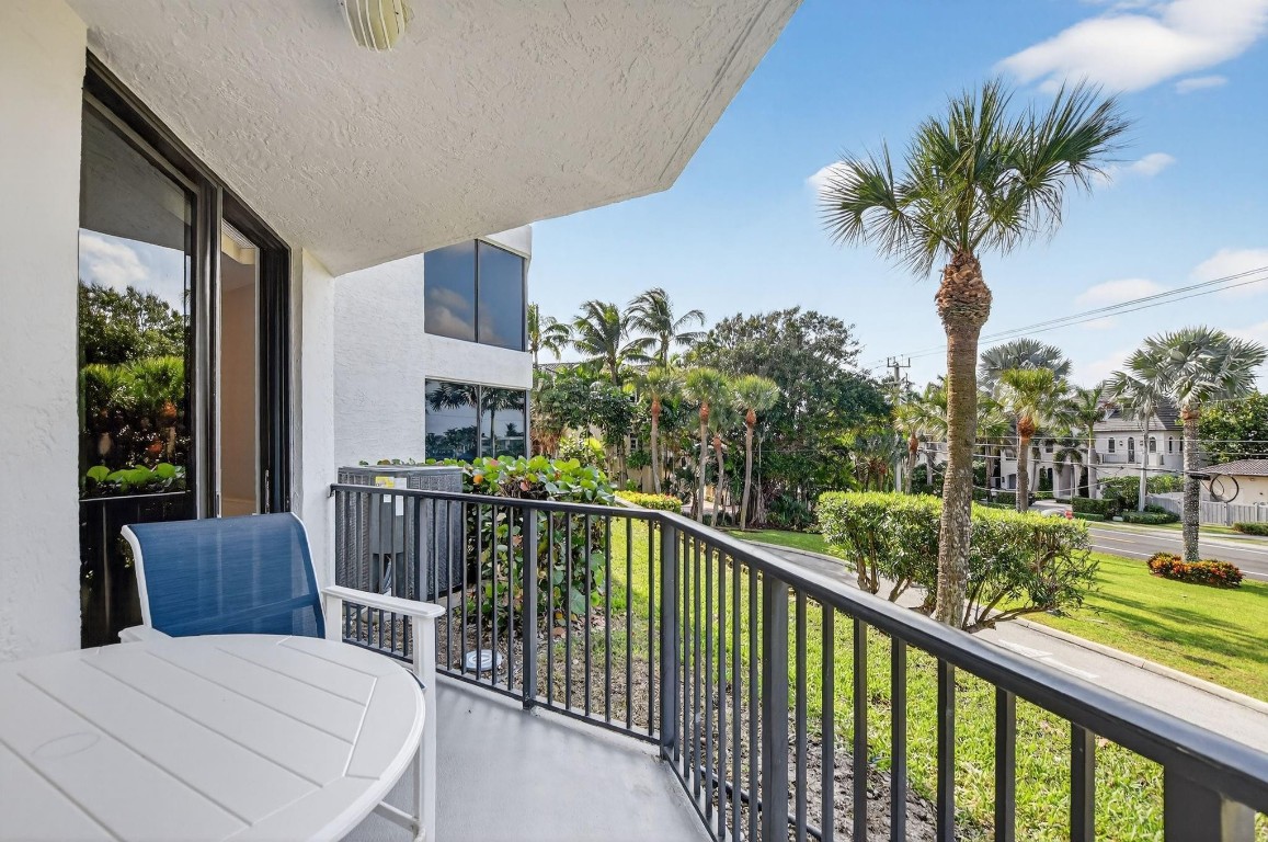 Townhomes of Highland Bea - Residential