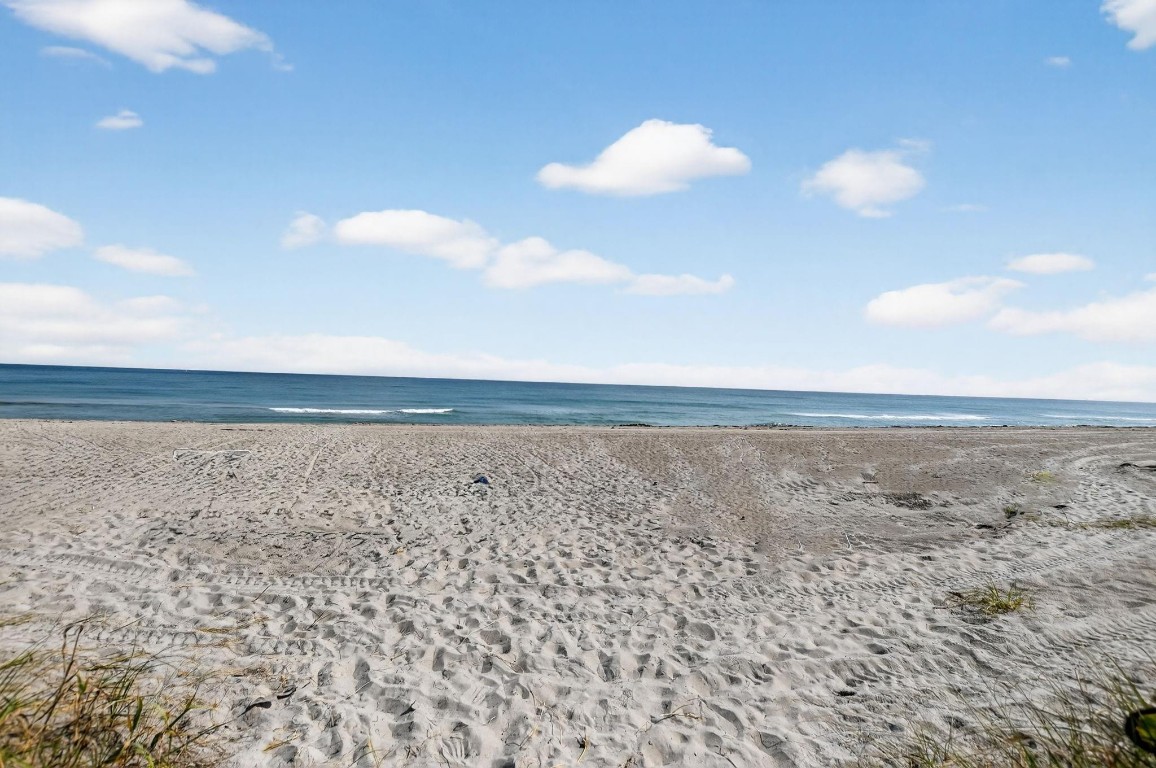 Townhomes of Highland Bea - Residential