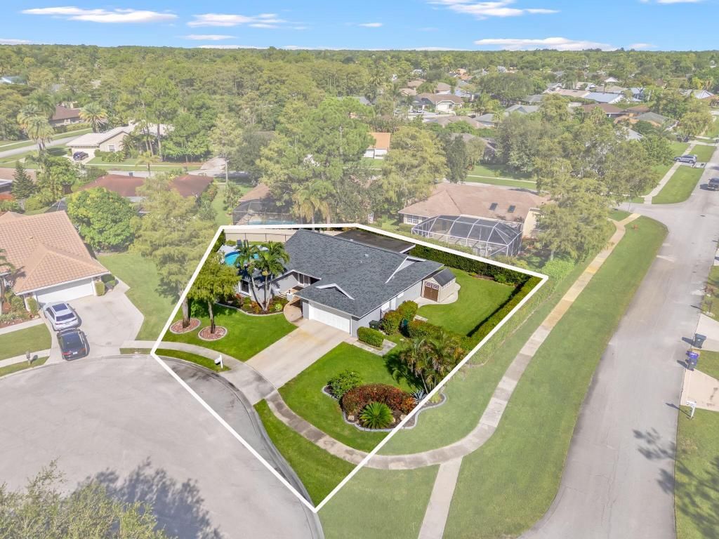 Photo of 13612 Firewood Court, Wellington, FL 33414 (MLS # R11120685)