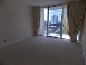 LANDS OF THE PRESIDENT CONDO 2 , - Residential Lease