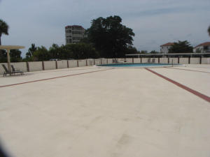 LANDS OF THE PRESIDENT CONDO 2 , - Residential Lease