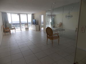 LANDS OF THE PRESIDENT CONDO 2 , - Residential Lease