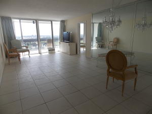 LANDS OF THE PRESIDENT CONDO 2 , - Residential Lease