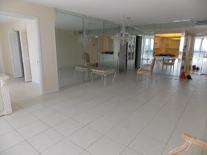 LANDS OF THE PRESIDENT CONDO 2 , - Residential Lease