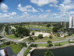 LANDS OF THE PRESIDENT CONDO 2 , - Residential Lease