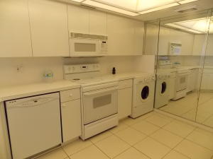 LANDS OF THE PRESIDENT CONDO 2 , - Residential Lease