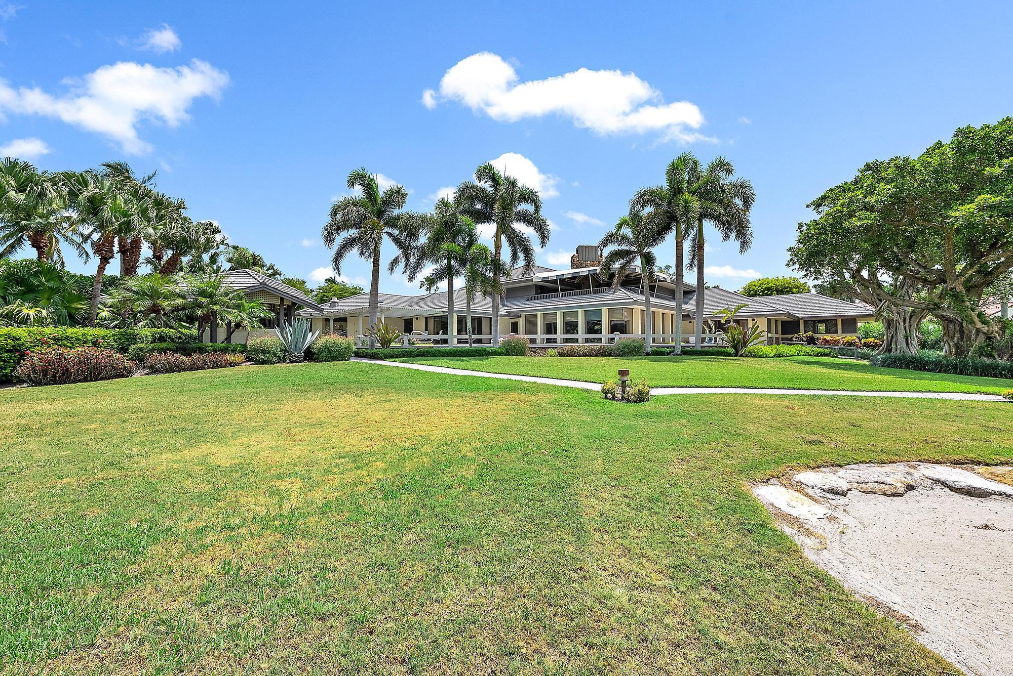 Blowing Rocks - Residential
