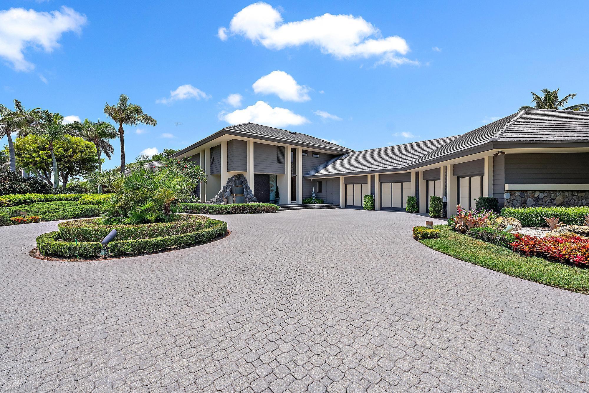 Blowing Rocks - Residential