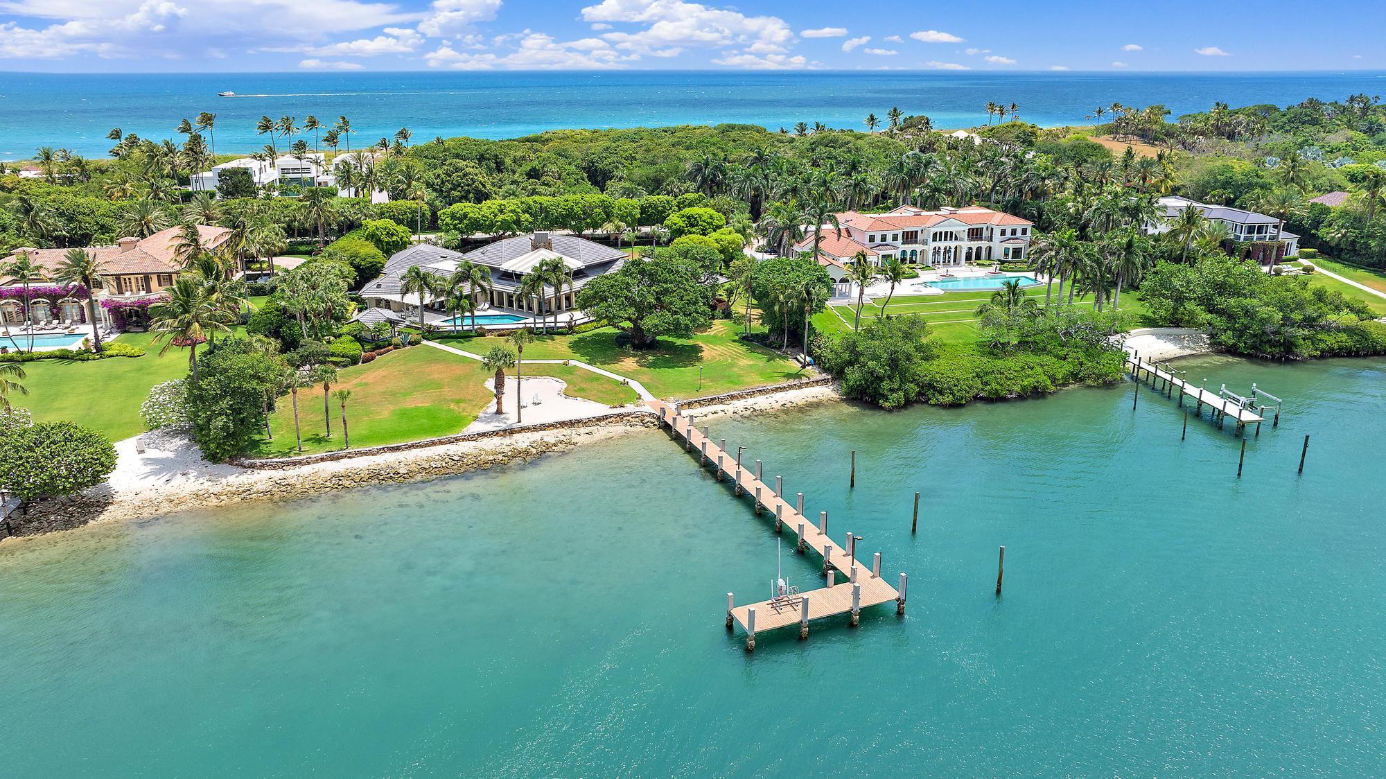 Blowing Rocks - Residential