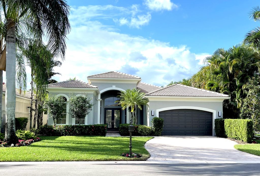 Photo of 501 Via Toledo, Palm Beach Gardens, FL 33418 (MLS # R10935978)