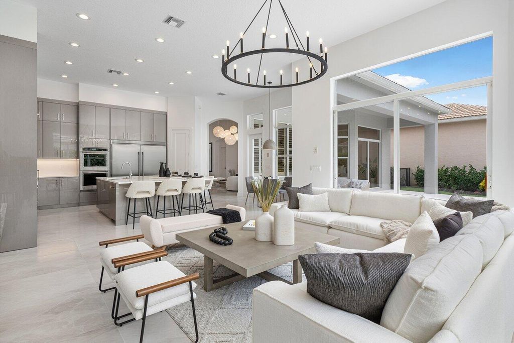 Photo of 501 Via Toledo, Palm Beach Gardens, FL 33418 (MLS # R10935978)