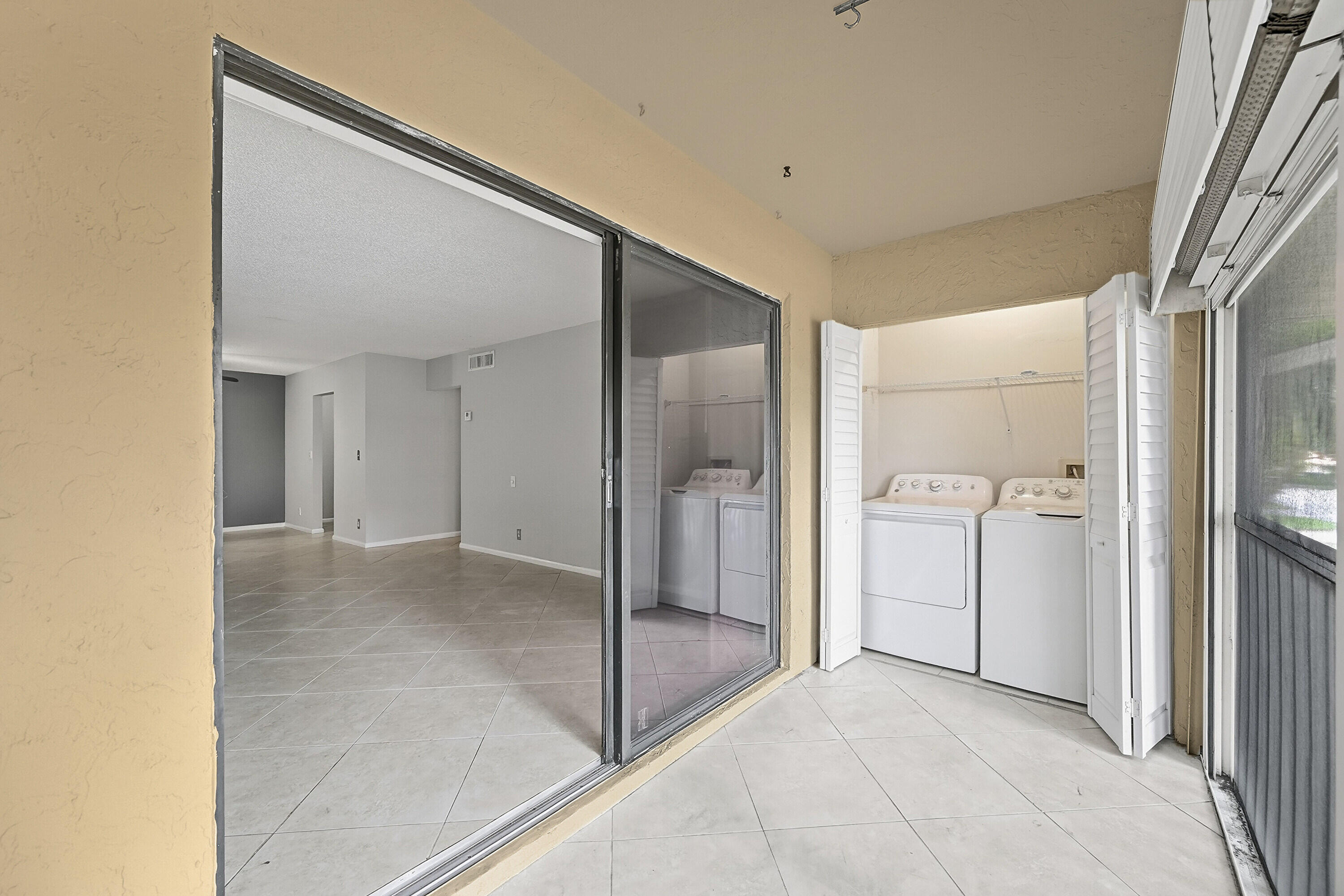 BENT TREE GARDENS WEST CONDO - Residential Lease